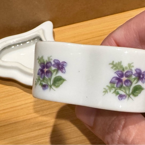 Vintage Lefton Trinket Box - Picture 5 of 8